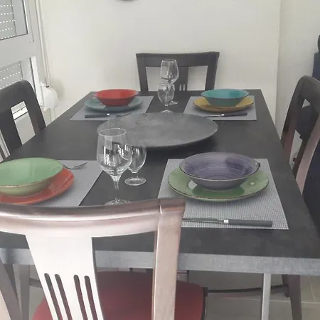 Torremar Apartment *